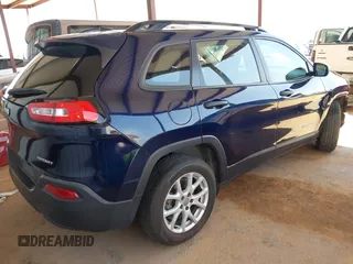 2016 Jeep Cherokee Sport z VIN 1C4PJLAB8GW137952, wystawiony jako IAAI lot #41974888 z przebiegiem 151 235 mil mil oraz . Historia ofert i sprzedaży dostępna na DreamBid. Obrazek 4.