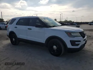2016 Ford Utility Police Interceptor with VIN 1FM5K8AR4GGD30586, listed as a Copart auction lot 42431905 with 97,885 mi miles and Salvage Title. Bid and sale history available at carsss.com. Image 4.