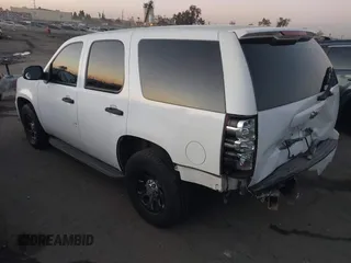 2009 Chevrolet Tahoe Police z VIN 1GNEC03059R274545, wystawiony jako IAAI lot #41156691 z przebiegiem 195 702 mil mil oraz . Historia ofert i sprzedaży dostępna na DreamBid. Obrazek 3.