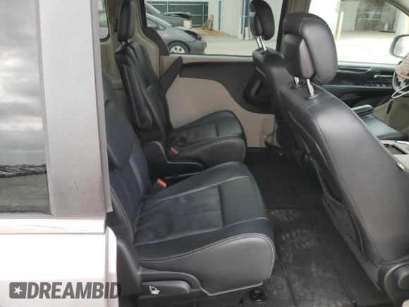 2016 Chrysler Town & Country Touring with VIN 2C4RC1BG0GR292229, listed as a Copart auction lot 66702584 with 118,976 mi miles and Salvage Title. Bid and sale history available at DreamBid. Image 11.