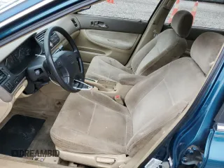 1995 Honda Accord LX with VIN 1HGCD5635SA071449, listed as a Copart auction lot 71596954 with 305,695 mi miles and Salvage Title. Bid and sale history available at carsss.com. Image 7.