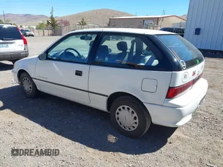 1992 Geo Metro z VIN 2C1MR2460N6771460, wystawiony jako IAAI lot #41862209 z przebiegiem 62 627 mil mil oraz . Historia ofert i sprzedaży dostępna na DreamBid. Obrazek 3.