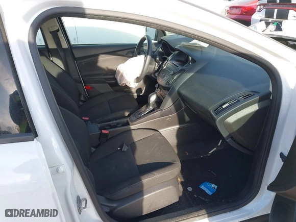 2016 Ford Focus S with VIN 1FADP3E27GL225152, listed as a IAAI auction lot 41895002 with 130,710 mi miles. Bid and sale history available at carsss.com. Image 5.