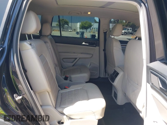 2018 Volkswagen Atlas SEL Premium with VIN 1V2NR2CA2JC567904, listed as a IAAI auction lot 42405371 with 113,662 mi miles and . Bid and sale history available at DreamBid. Image 8.