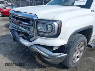 2017 GMC Sierra 1500 SLT z VIN 3GTU2NEC9HG192084, wystawiony jako IAAI lot #42000576 z przebiegiem 91 403 mil mil oraz . Historia ofert i sprzedaży dostępna na DreamBid. Obrazek 6.