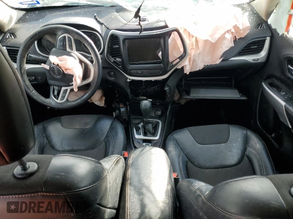 2018 Jeep Cherokee Latitude Plus with VIN 1C4PJLLXXJD524448, listed as a Copart auction lot 82211314 with 0 mi miles and Non Repairable. Bid and sale history available at carsss.com. Image 8.