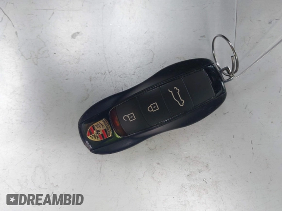 2017 Porsche Cayenne S z VIN WP1AB2A2XHLA51668, wystawiony jako IAAI lot #42347854 z przebiegiem 85 227 mil mil oraz . Historia ofert i sprzedaży dostępna na DreamBid. Obrazek 11.