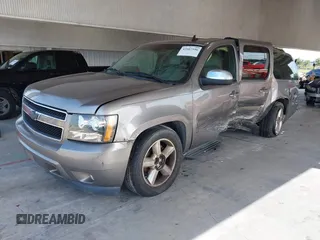 2007 Chevrolet Suburban LT с VIN 3GNFC16047G158109, выставлен на аукционе IAAI как лот 42607596 с пробегом 399 118 миль миль и . История ставок и продаж доступна на DreamBid. Изображение 2.
