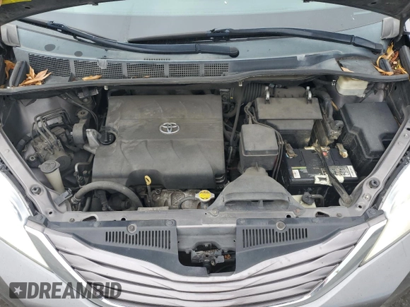 2015 Toyota Sienna LE AAS with VIN 5TDKK3DC1FS577795, listed as a Copart auction lot 66215355 with 197,902 mi miles and Salvage title. Bid and sale history available at DreamBid. Image 12.