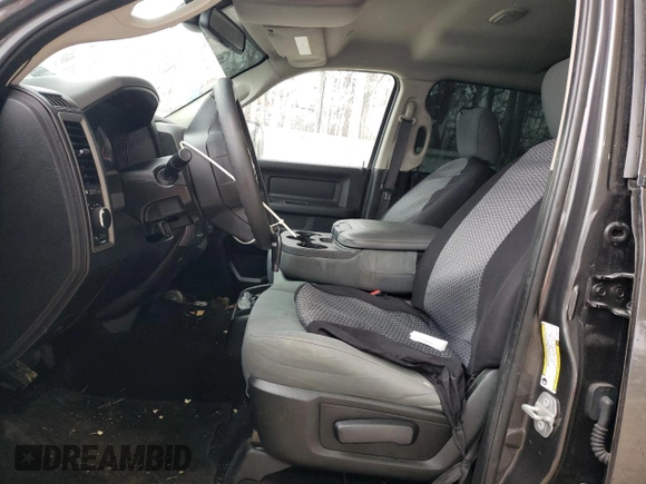2018 Ram 3500 Tradesman z VIN 3C63RRGL8JG392429, wystawiony jako Copart lot #84649394 z przebiegiem 273 827 mil mil oraz Szkoda całkowita • Salvage title. Historia ofert i sprzedaży dostępna na DreamBid. Obrazek 7.