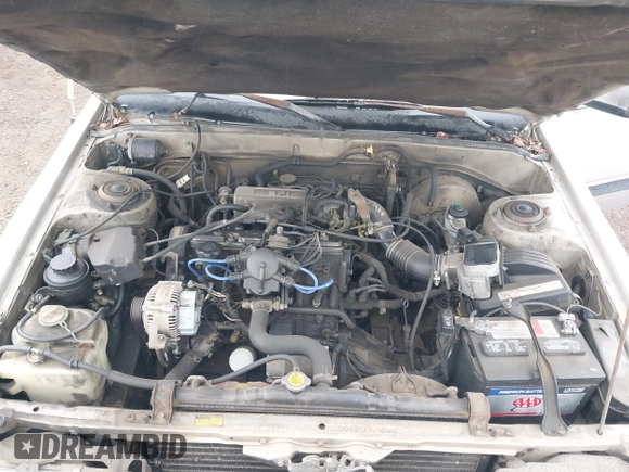 1985 Toyota Camry z VIN JT2SV16E9F0351378, wystawiony jako IAAI lot #42194705 z przebiegiem 192 476 mil mil oraz . Historia ofert i sprzedaży dostępna na DreamBid. Obrazek 10.