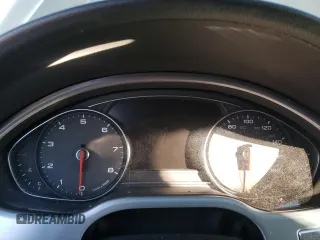 2015 Audi A8 z VIN WAUJGAFD9FN022023, wystawiony jako Copart lot #86048354 z przebiegiem Nie podano mil oraz Szkoda całkowita • Salvage title. Historia ofert i sprzedaży dostępna na DreamBid. Obrazek 9.