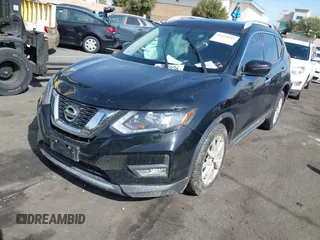2017 Nissan Rogue SL z VIN 5N1AT2MT3HC730549, wystawiony jako IAAI lot #41614993 z przebiegiem 108 280 mil mil oraz . Historia ofert i sprzedaży dostępna na DreamBid. Obrazek 18.
