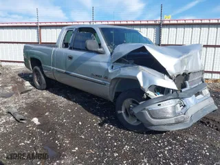 2001 Dodge Ram 1500 with VIN 3B7HC13Y71G800843, listed as a IAAI auction lot 41555707 with 1 mi miles. Bid and sale history available at carsss.com. Image 1.