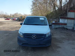2019 Mercedes-Benz Metris Cargo z VIN WD3PG3EA7K3532483, wystawiony jako IAAI lot #42049937 z przebiegiem 275 592 mil mil oraz . Historia ofert i sprzedaży dostępna na DreamBid. Obrazek 12.