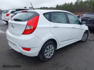 2017 Hyundai Accent SE with VIN KMHCT5AE7HU348681, listed as a IAAI auction lot 41944939 with 136,516 mi miles. Bid and sale history available at carsss.com. Image 4.