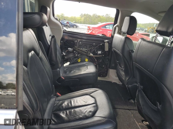 2020 Chrysler Pacifica Touring L with VIN 2C4RC1BG1LR284506, listed as a Copart auction lot 51513115 with 86,965 mi miles and Salvage title. Bid and sale history available at DreamBid. Image 11.