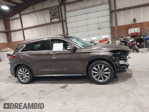 2019 Infiniti QX50 Luxe with VIN 3PCAJ5M36KF134096, listed as a IAAI auction lot 41851337 with 77,647 mi miles and . Bid and sale history available at DreamBid. Image 13.