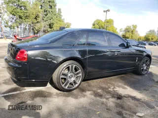 2019 Rolls-Royce Ghost z VIN SCA664S54KUX54725, wystawiony jako Copart lot #62910454 z przebiegiem 17 246 mil mil oraz Szkody całkowita. Historia ofert i sprzedaży dostępna na DreamBid. Obrazek 3.