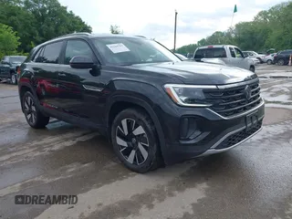 2024 Volkswagen Atlas SE with VIN 1V2HE2CA9RC258354, listed as a IAAI auction lot 42164703 with 2,470 mi miles and . Bid and sale history available at DreamBid. Image 1.