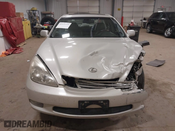 2003 Lexus ES 300 with VIN JTHBF30G530105903, listed as a IAAI auction lot 40929719 with 192,109 mi miles and . Bid and sale history available at DreamBid. Image 12.