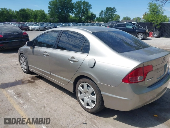 2006 Honda Civic LX z VIN 1HGFA16586L083119, wystawiony jako IAAI lot #42237313 z przebiegiem Nie podano mil oraz . Historia ofert i sprzedaży dostępna na DreamBid. Obrazek 3.