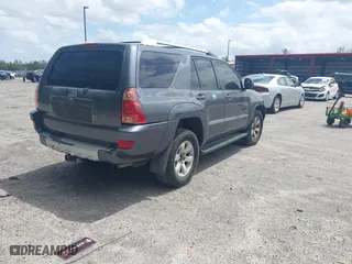2005 Toyota 4Runner SR5 with VIN JTEBU14R258046817, listed as a IAAI auction lot 41909218 with 96,550 mi miles. Bid and sale history available at carsss.com. Image 4.