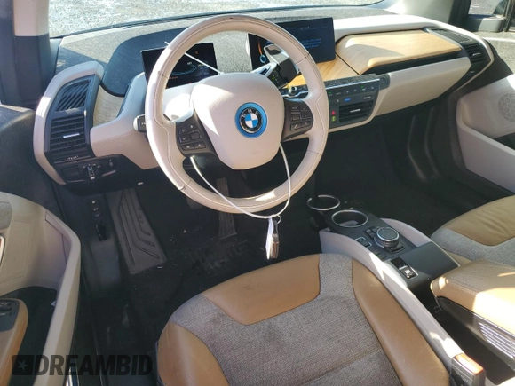 2016 BMW i3 z VIN WBY1Z4C50GV508327, wystawiony jako Copart lot #47860665 z przebiegiem 82 611 mil mil oraz Szkoda całkowita • Salvage title. Historia ofert i sprzedaży dostępna na DreamBid. Obrazek 8.