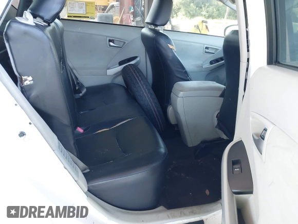 2014 Toyota Prius Four with VIN JTDKN3DU7E0376226, listed as a IAAI auction lot 42066143 with Not Provided miles. Bid and sale history available at carsss.com. Image 8.