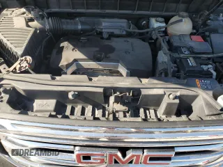 2018 GMC Acadia SLT with VIN 1GKKNMLA0JZ236851, listed as a Copart auction lot 73528254 with 134,247 mi miles and Salvage Title. Bid and sale history available at DreamBid. Image 12.