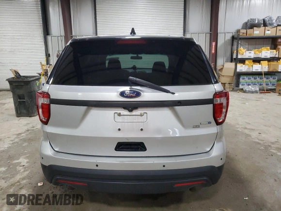 2016 Ford Utility Police Interceptor with VIN 1FM5K8AR0GGA62720, listed as a Copart auction lot 81666894 with 181,768 mi miles and Salvage Title. Bid and sale history available at carsss.com. Image 6.