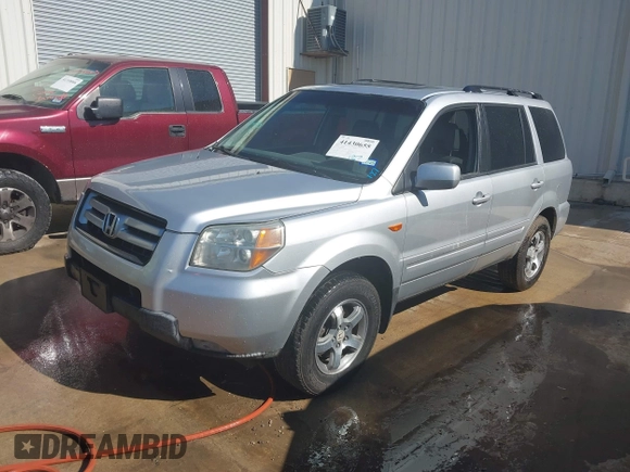 2007 Honda Pilot EX-L with VIN 5FNYF28787B043110, listed as a IAAI auction lot 41430655 with 151,451 mi miles. Bid and sale history available at carsss.com. Image 2.