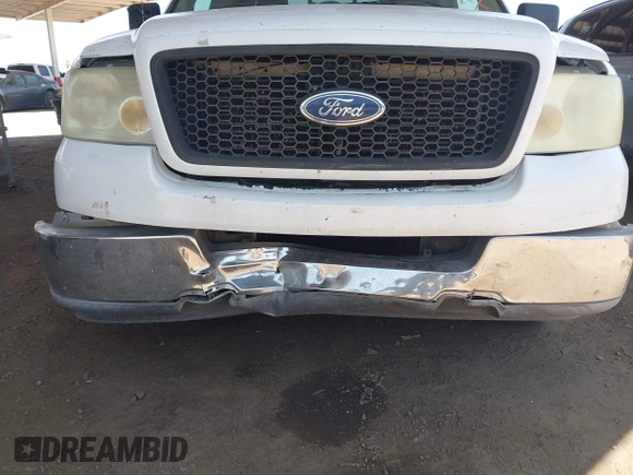 2004 Ford F-150 STX z VIN 1FTRX12W54NA86070, wystawiony jako IAAI lot #42714603 z przebiegiem 293 183 mil mil oraz . Historia ofert i sprzedaży dostępna na DreamBid. Obrazek 6.