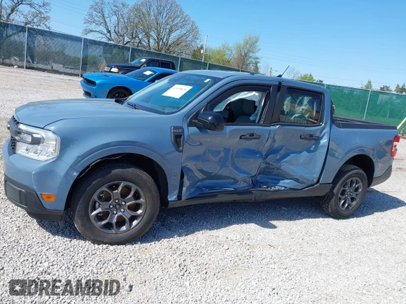 2024 Ford Maverick XLT with VIN 3FTTW8H38RRA11771, listed as a IAAI auction lot 41998820 with 4,346 mi miles and . Bid and sale history available at carsss.com. Image 14.