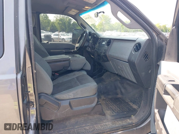 2012 Ford F-250 XL with VIN 1FT7X2B63CEB12693, listed as a IAAI auction lot 42362466 with 224,180 mi miles and . Bid and sale history available at DreamBid. Image 5.