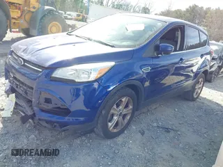 2016 Ford Escape SE with VIN 1FMCU0G7XGUA08559, listed as a IAAI auction lot 41795275 with 98,354 mi miles. Bid and sale history available at carsss.com. Image 2.