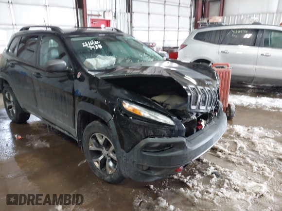 2018 Jeep Cherokee Trailhawk z VIN 1C4PJMBB8JD567438, wystawiony jako IAAI lot #41620927 z przebiegiem 109 041 mil mil oraz . Historia ofert i sprzedaży dostępna na DreamBid. Obrazek 1.