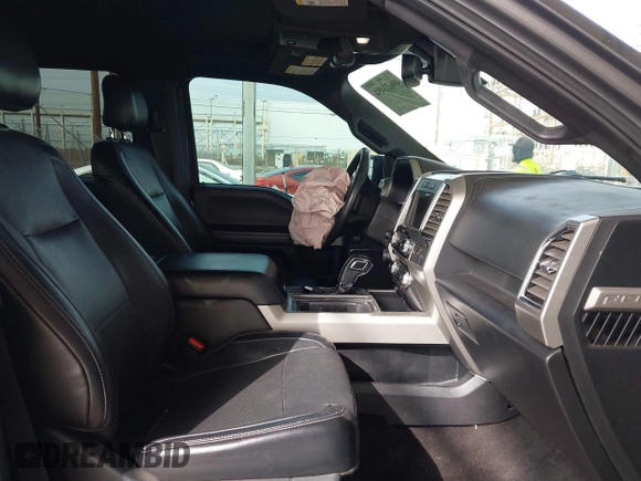 2016 Ford F-150 XLT with VIN 1FTEW1EG8GKE16490, listed as a IAAI auction lot 40622454 with 156,573 mi miles. Bid and sale history available at carsss.com. Image 5.