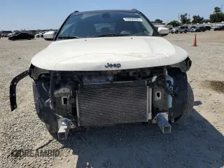 2019 Jeep Compass Altitude with VIN 3C4NJCBB5KT743181, listed as a Copart auction lot 53939405 with 88,270 mi miles and Salvage Title. Bid and sale history available at carsss.com. Image 5.