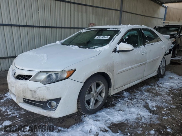 2013 Toyota Camry L with VIN 4T1BF1FK8DU725569, listed as a Copart auction lot 45014945 with 194,514 mi miles and Salvage Title. Bid and sale history available at DreamBid. Image 1.