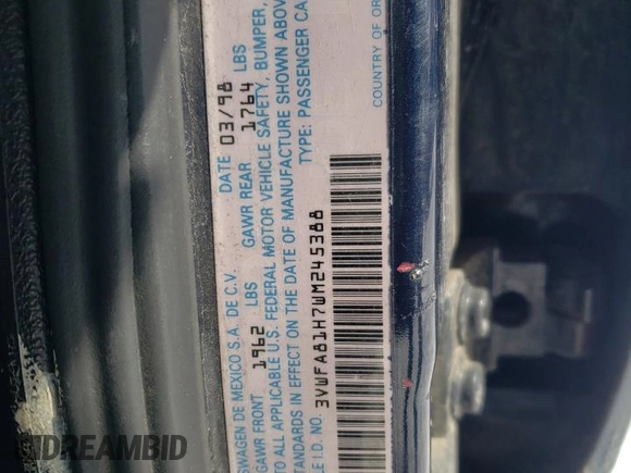 1998 Volkswagen Golf z VIN 3VWFA81H7WM245388, wystawiony jako Copart lot #51585355 z przebiegiem Nie podano mil oraz Nie do naprawy • Non repairable. Historia ofert i sprzedaży dostępna na DreamBid. Obrazek 12.