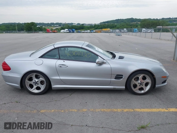 2003 Mercedes-Benz SL 500 with VIN WDBSK75F33F058662, listed as a IAAI auction lot 42502930 with Not provided miles and . Bid and sale history available at DreamBid. Image 13.