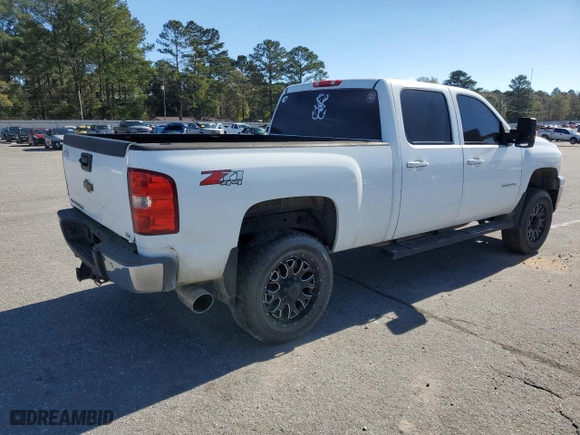 2013 Chevrolet Silverado 2500HD LTZ with VIN 1GC1KYE87DF166692, listed as a Copart auction lot 41581815 with 0 mi miles and Salvage Title. Bid and sale history available at carsss.com. Image 3.