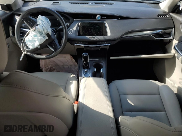 2020 Cadillac XT4 AWD Luxury with VIN 1GYFZBR41LF072810, listed as a Copart auction lot 46290883 with 28,258 mi miles and . Bid and sale history available at carsss.com. Image 8.