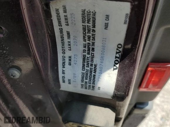 1989 Volvo 760 with VIN YV1GA8748K0068031, listed as a Copart auction lot 62872354 with 162,923 mi miles and Clean title. Bid and sale history available at DreamBid. Image 12.