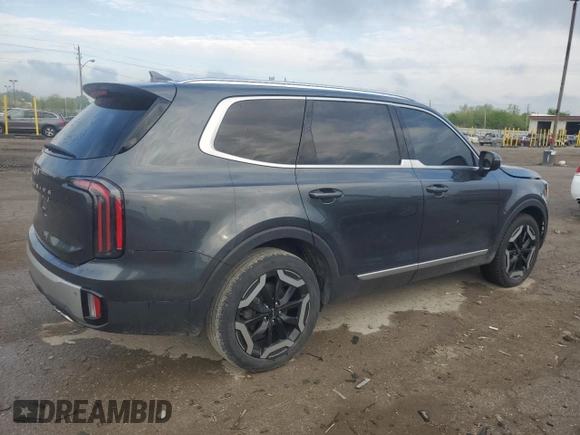 2023 Kia Telluride EX with VIN 5XYP34GC9PG377508, listed as a Copart auction lot 55575655 with 52,047 mi miles and Salvage title. Bid and sale history available at DreamBid. Image 3.