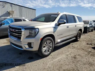 2021 GMC Yukon XL SLT with VIN 1GKS2GKD7MR421859, listed as a Copart auction lot 82650854 with 85,775 mi miles and Salvage Title. Bid and sale history available at carsss.com. Image 1.