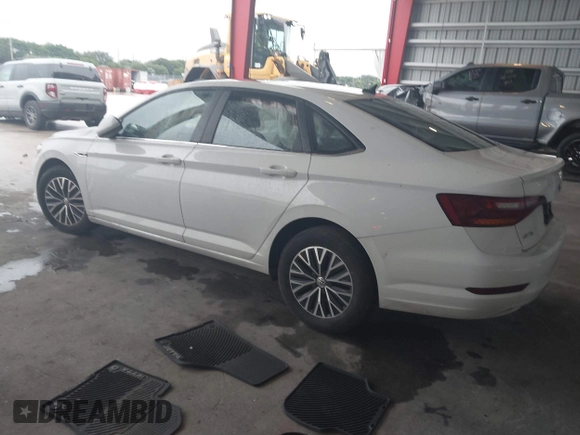 2019 Volkswagen Jetta SEL with VIN 3VWEB7BU9KM166586, listed as a IAAI auction lot 41382619 with 39,872 mi miles and . Bid and sale history available at DreamBid. Image 3.