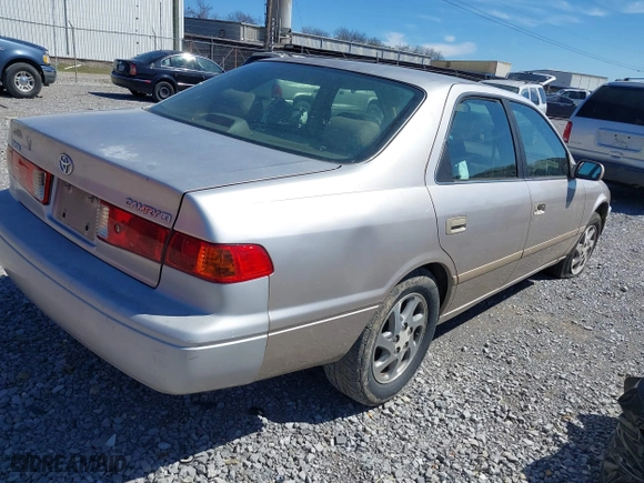 2000 Toyota Camry CE with VIN 4T1BG22K9YU984960, listed as a IAAI auction lot 41816062 with 217,022 mi miles. Bid and sale history available at carsss.com. Image 4.