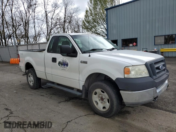 2005 Ford F-150 XL with VIN 1FTRF14W25NA51777, listed as a Copart auction lot 52041495 with 178,440 mi miles and Salvage title. Bid and sale history available at DreamBid. Image 4.